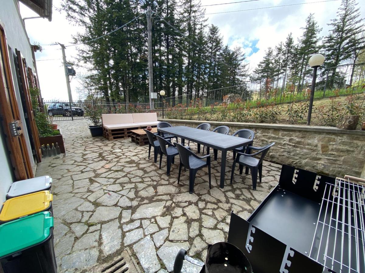 Agriturismo Borgo Nuovo Di Mulinelli อาเรซโซ ภายนอก รูปภาพ
