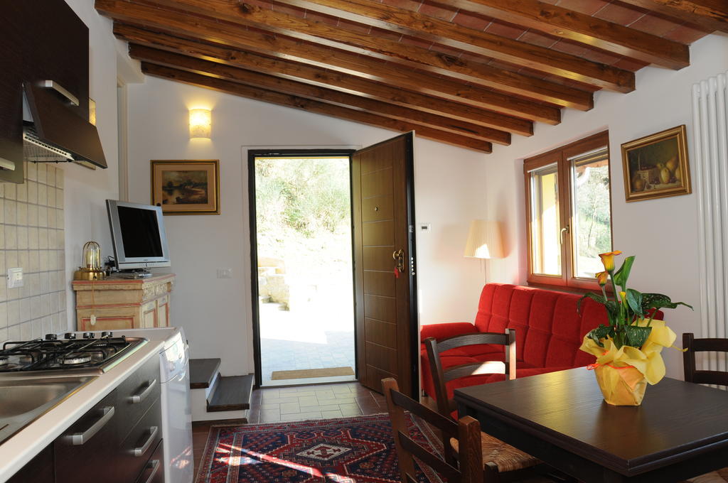 Agriturismo Borgo Nuovo Di Mulinelli อาเรซโซ ห้อง รูปภาพ