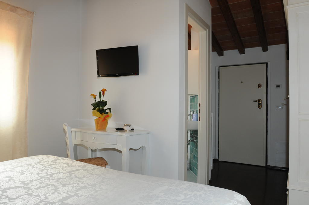 Agriturismo Borgo Nuovo Di Mulinelli อาเรซโซ ห้อง รูปภาพ