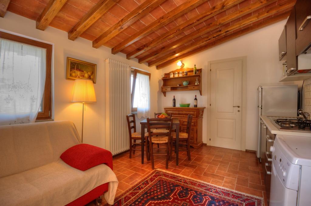 Agriturismo Borgo Nuovo Di Mulinelli อาเรซโซ ภายนอก รูปภาพ
