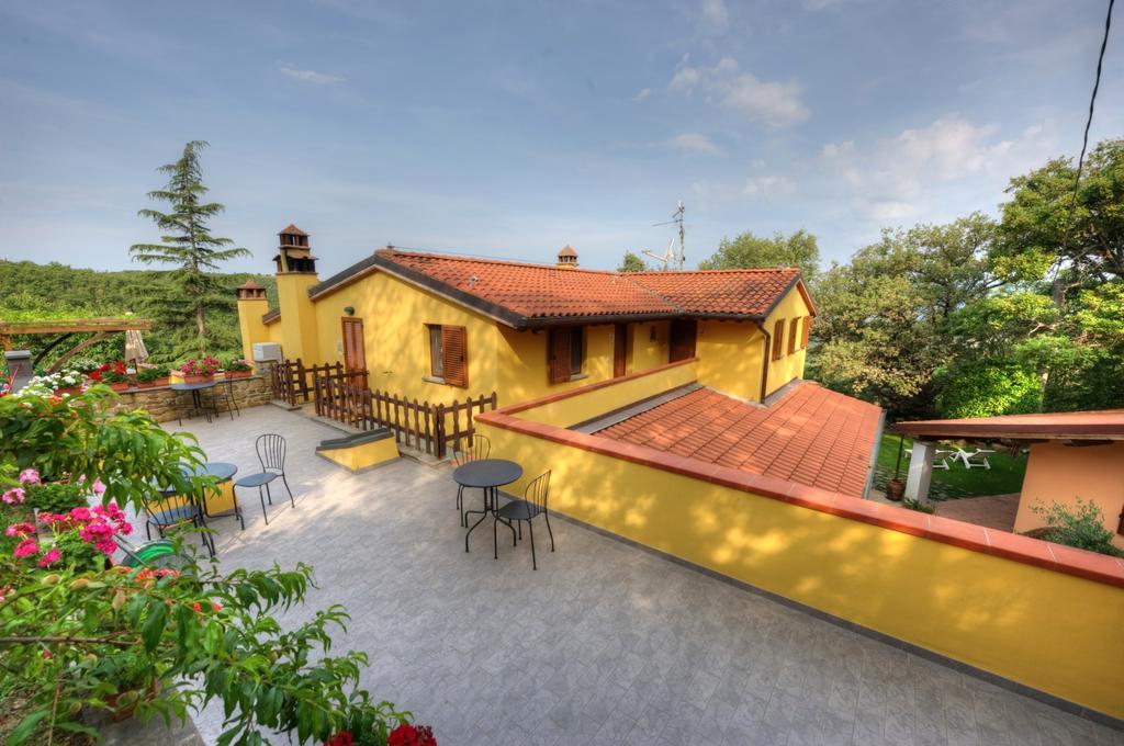 Agriturismo Borgo Nuovo Di Mulinelli อาเรซโซ ภายนอก รูปภาพ