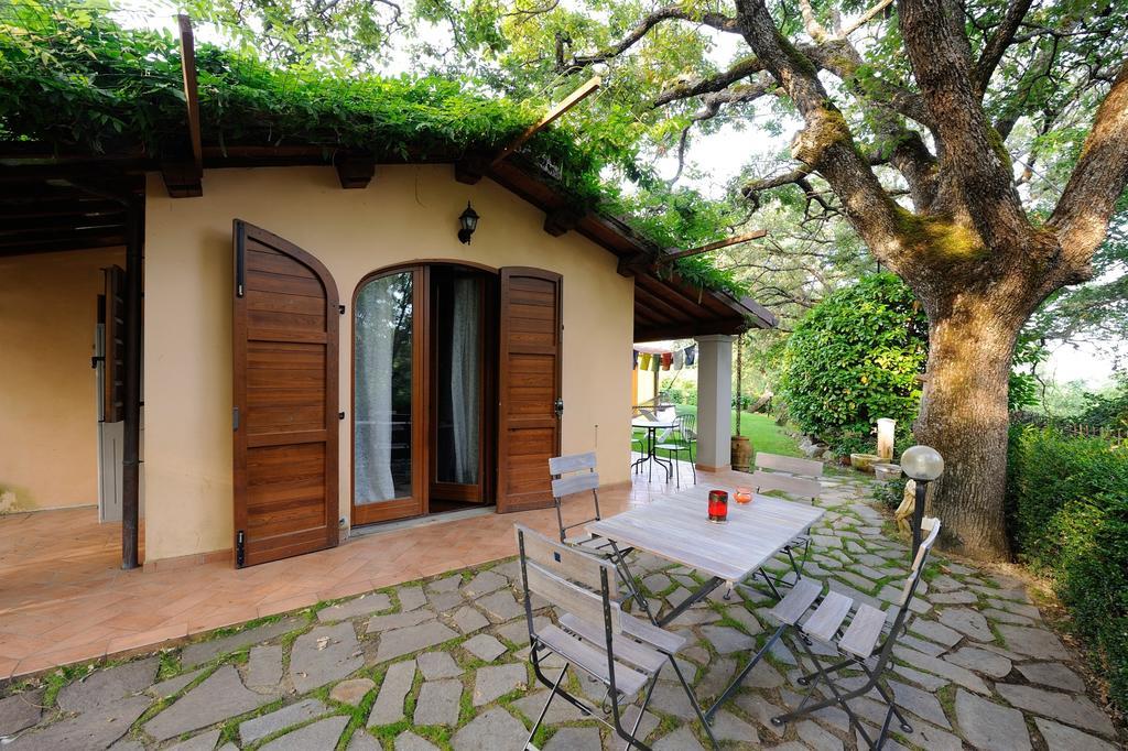 Agriturismo Borgo Nuovo Di Mulinelli อาเรซโซ ภายนอก รูปภาพ