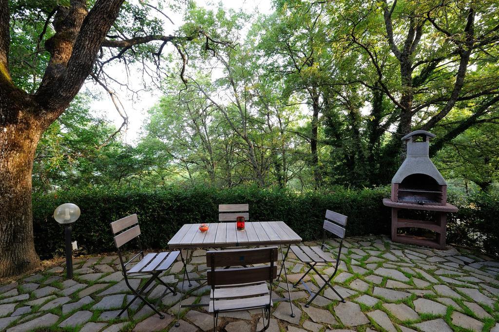 Agriturismo Borgo Nuovo Di Mulinelli อาเรซโซ ภายนอก รูปภาพ