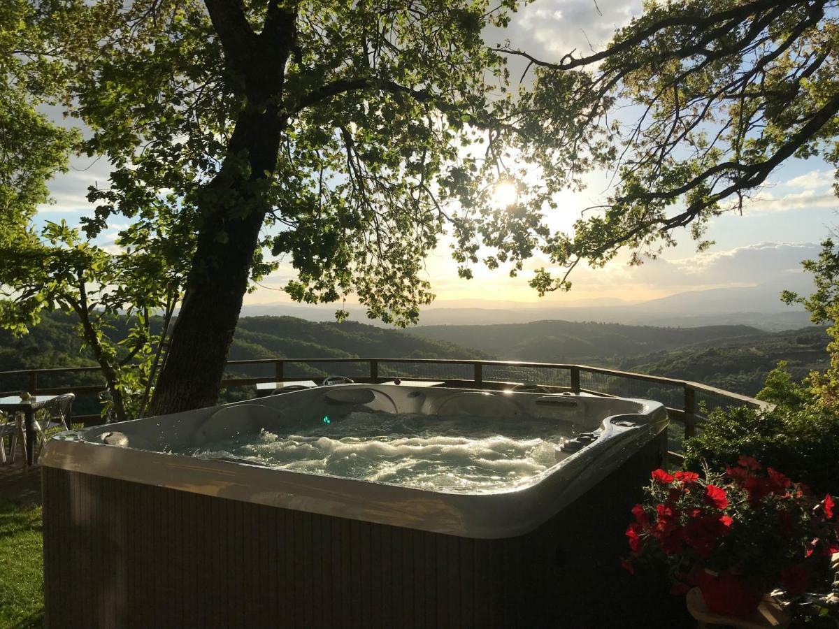 Agriturismo Borgo Nuovo Di Mulinelli อาเรซโซ ภายนอก รูปภาพ