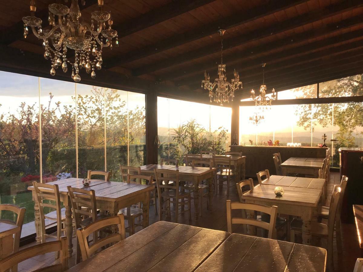 Agriturismo Borgo Nuovo Di Mulinelli อาเรซโซ ภายนอก รูปภาพ