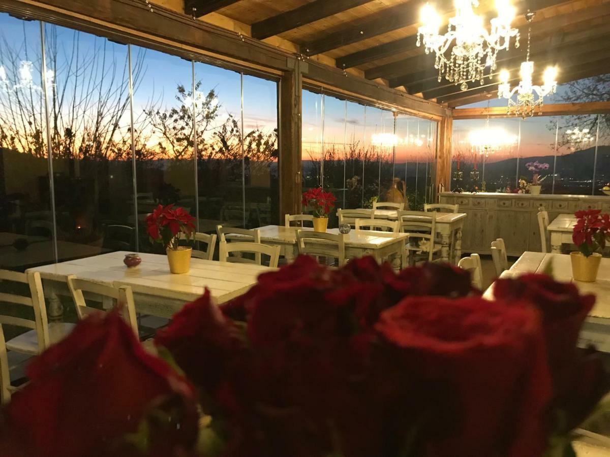 Agriturismo Borgo Nuovo Di Mulinelli อาเรซโซ ภายนอก รูปภาพ