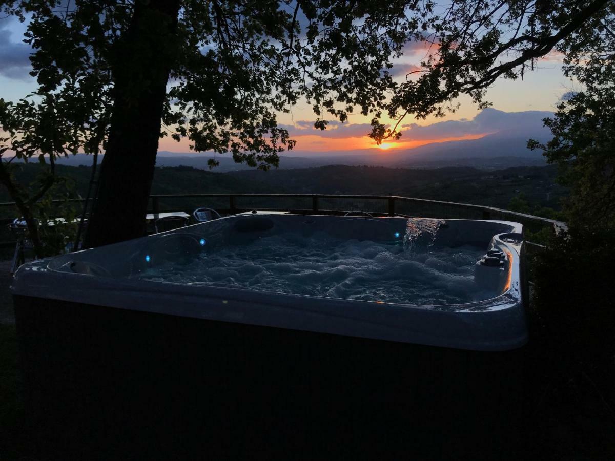 Agriturismo Borgo Nuovo Di Mulinelli อาเรซโซ ภายนอก รูปภาพ